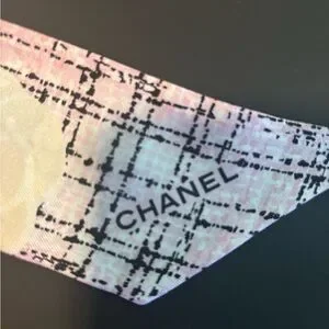 CHANEL | Accessories | Chanel Elegant Pink And Gray Scarf  display picture 1